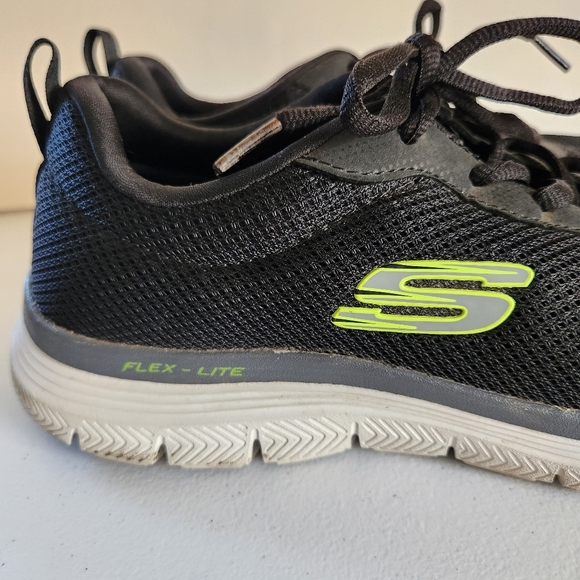 Skechers Mens Size 8 Running Shoes Sneakers Black 16829 Comfort Memory Foam - Picture 4 of 9